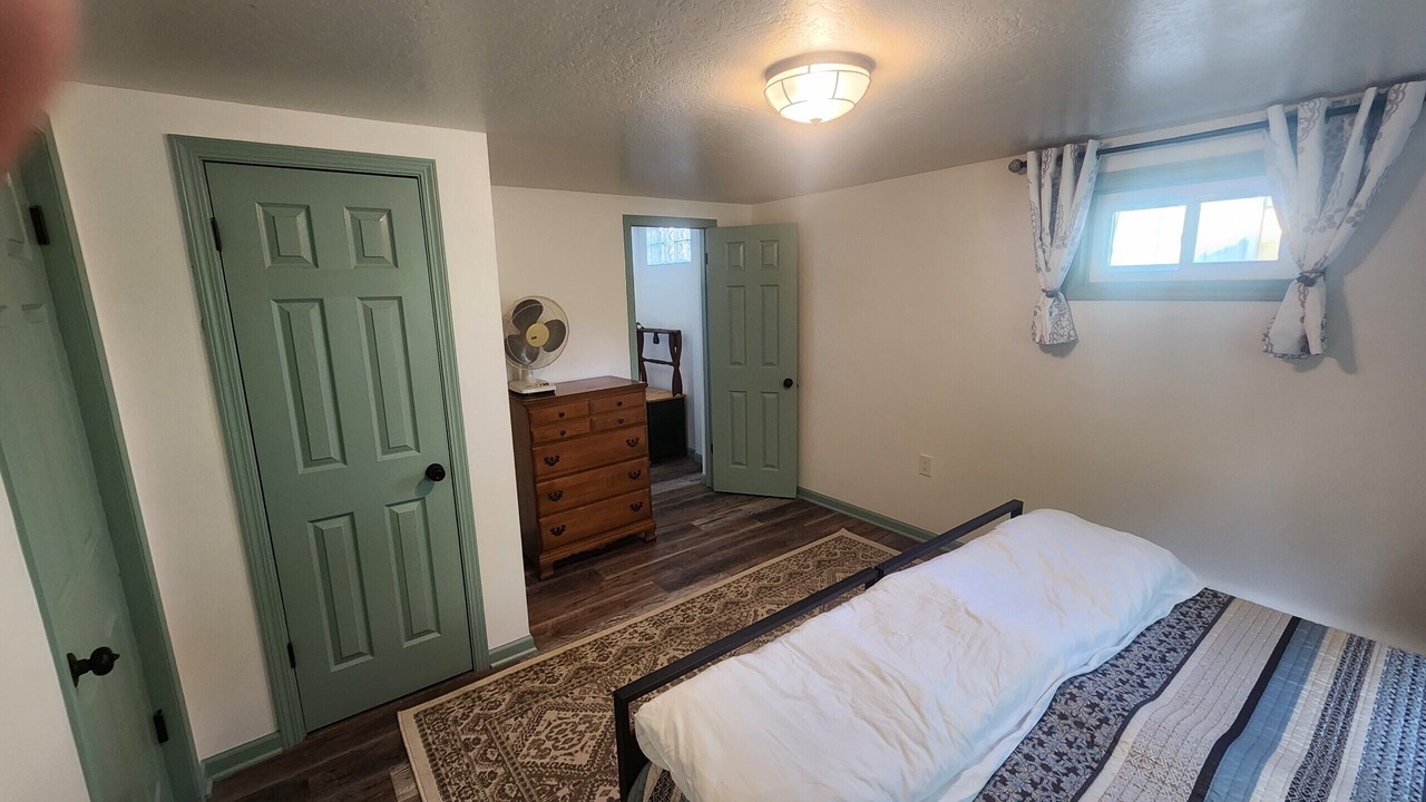 Photo of Bedroom in Northport