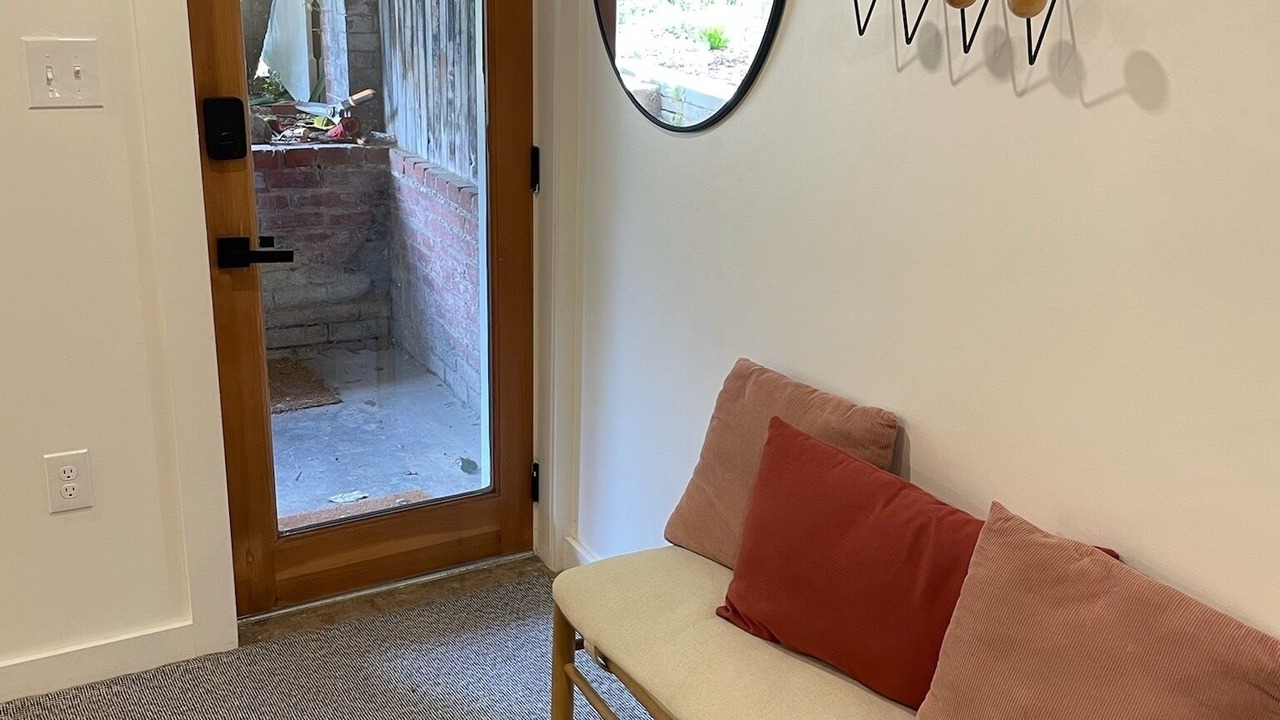 Photo of Livingroom in Eckington