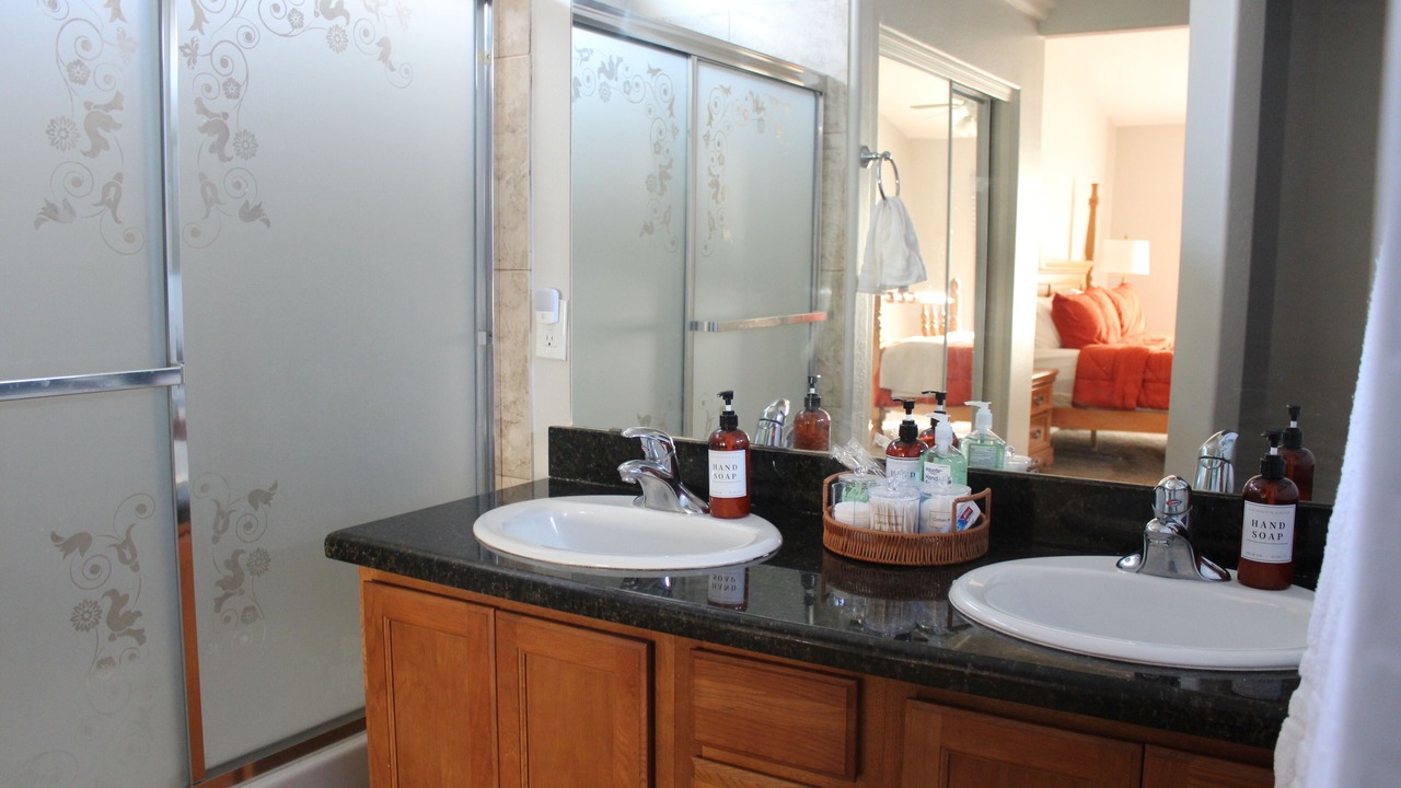 Photo of Bathroom in Arizona City