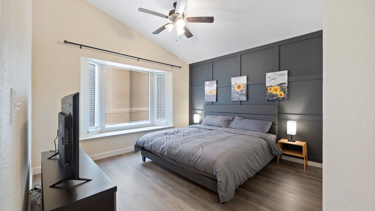 Photo of Bedroom in Southwestern Sacramento