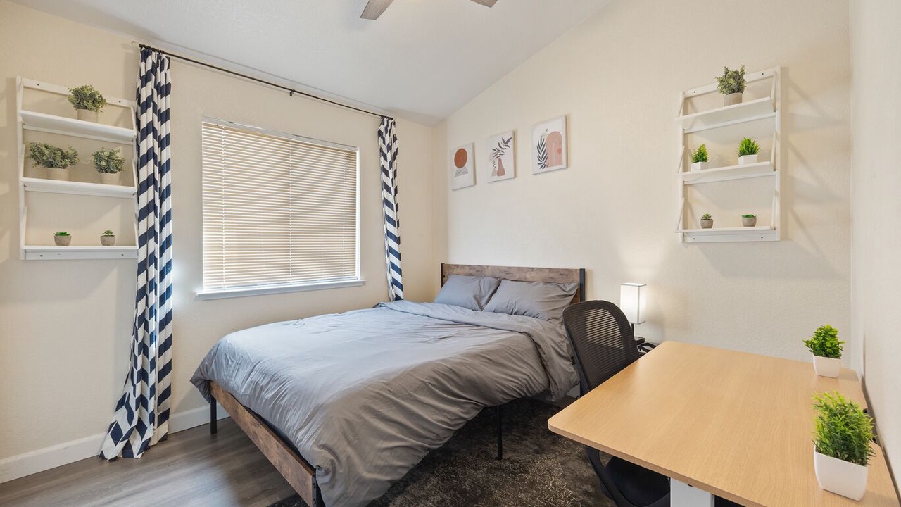 Photo of Bedroom in Southwestern Sacramento