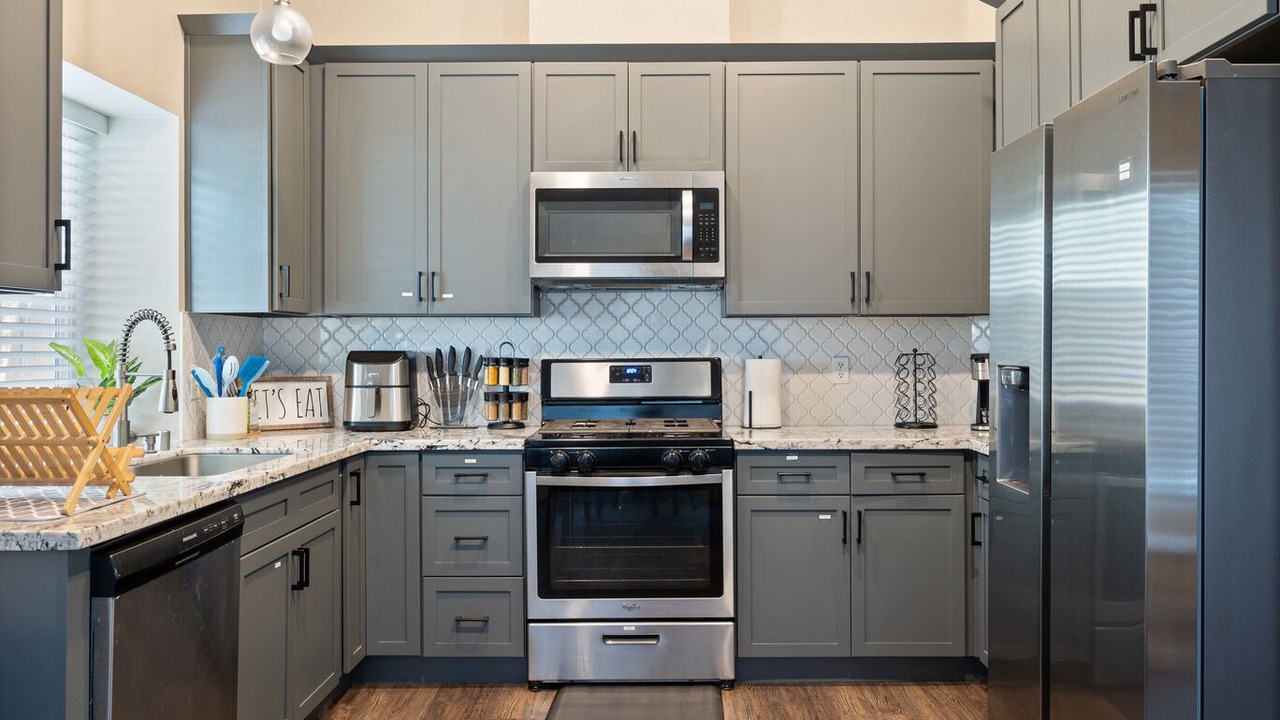 Photo of Kitchen in Southwestern Sacramento