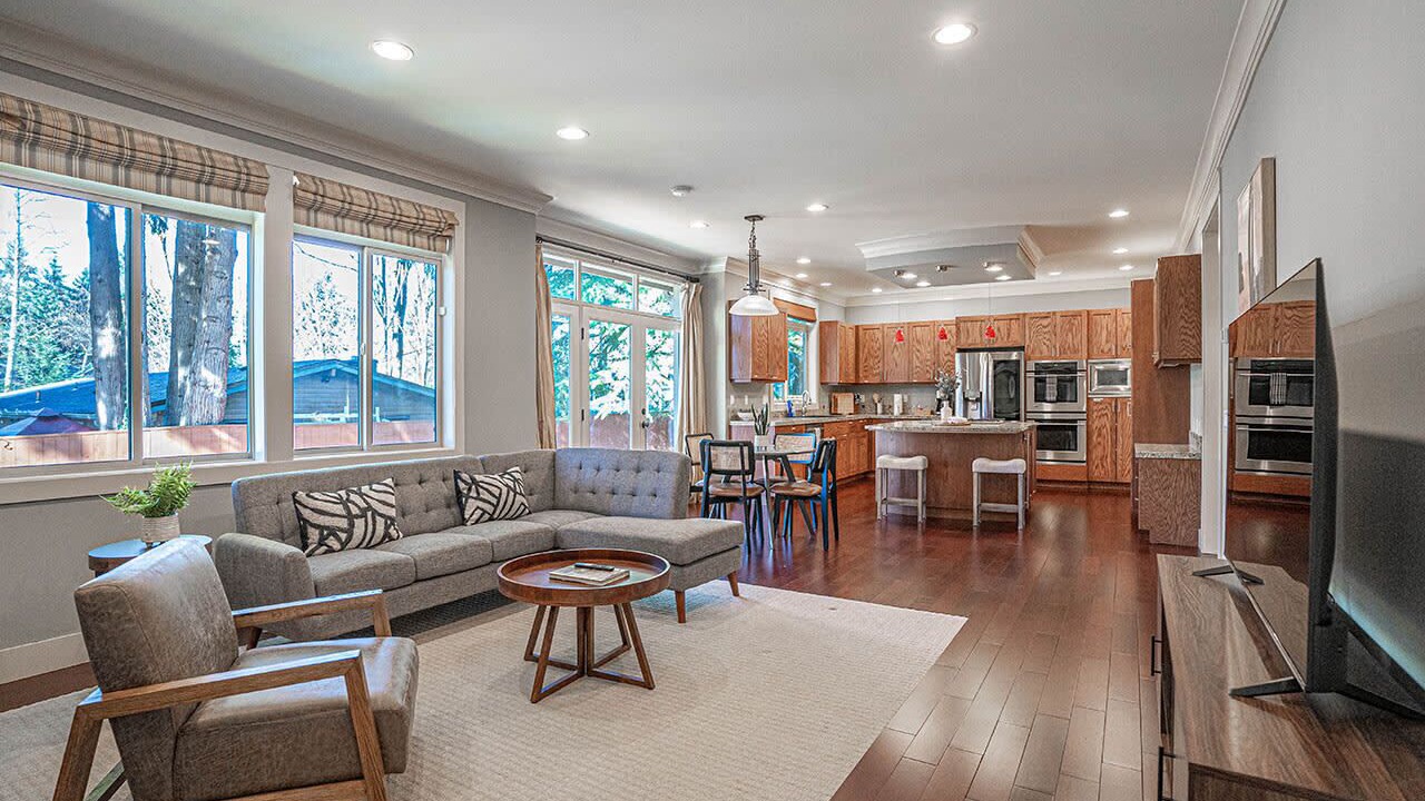Photo of Livingroom in South Juanita