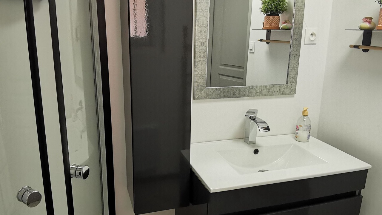 Photo of Bathroom in LʼAiguillon-sur-Mer