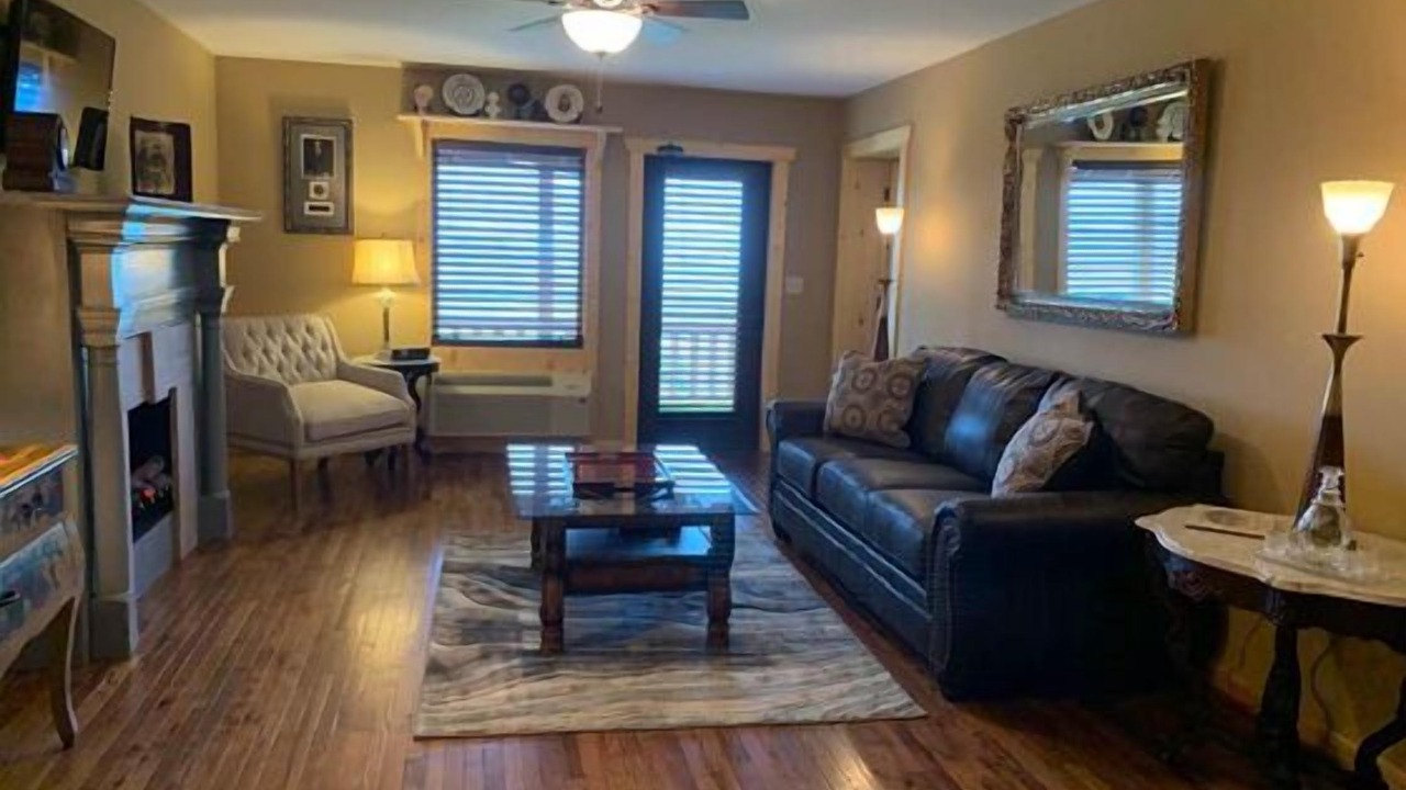 Photo of Livingroom in Stanardsville