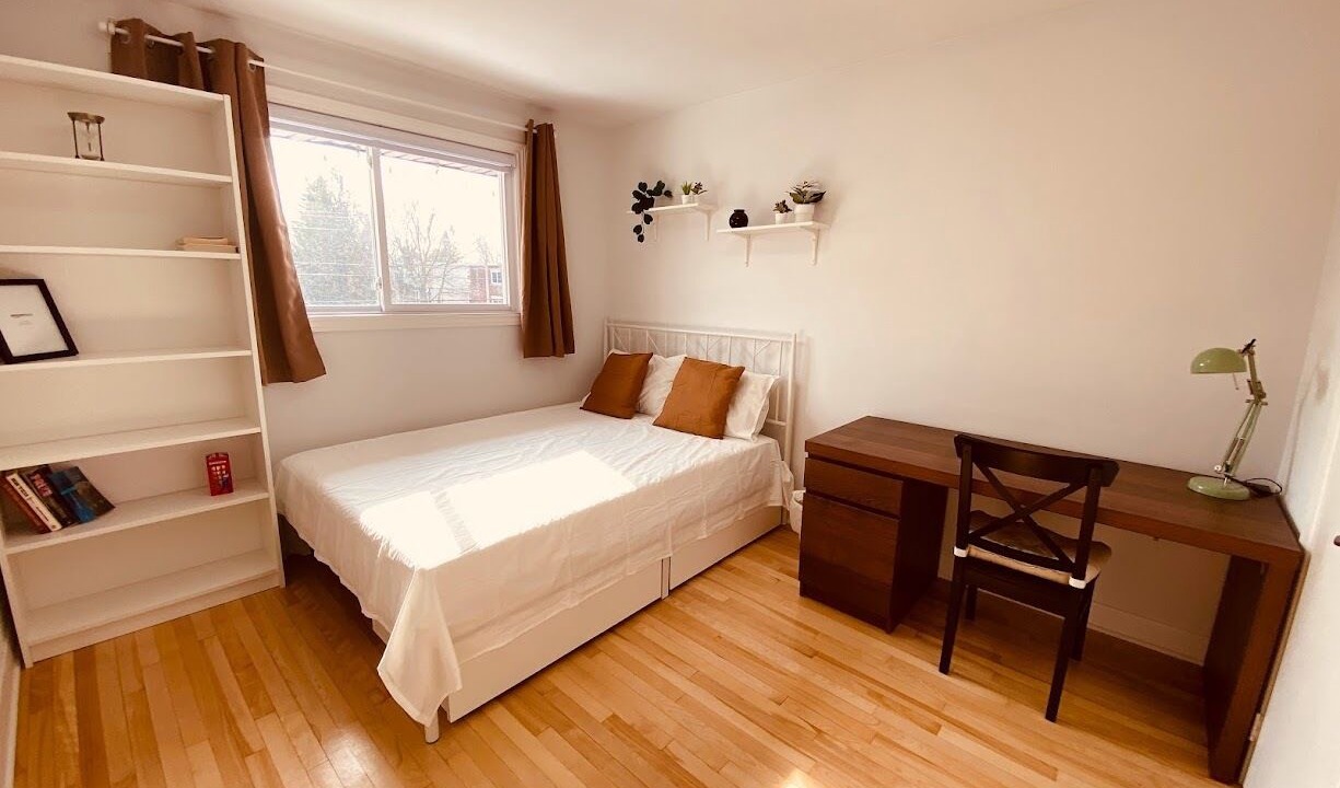 Photo of Bedroom in Ottawa Division