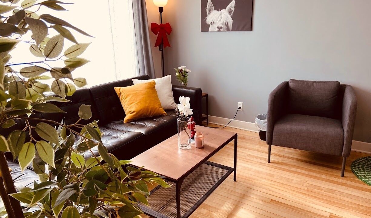 Photo of Livingroom in Ottawa Division