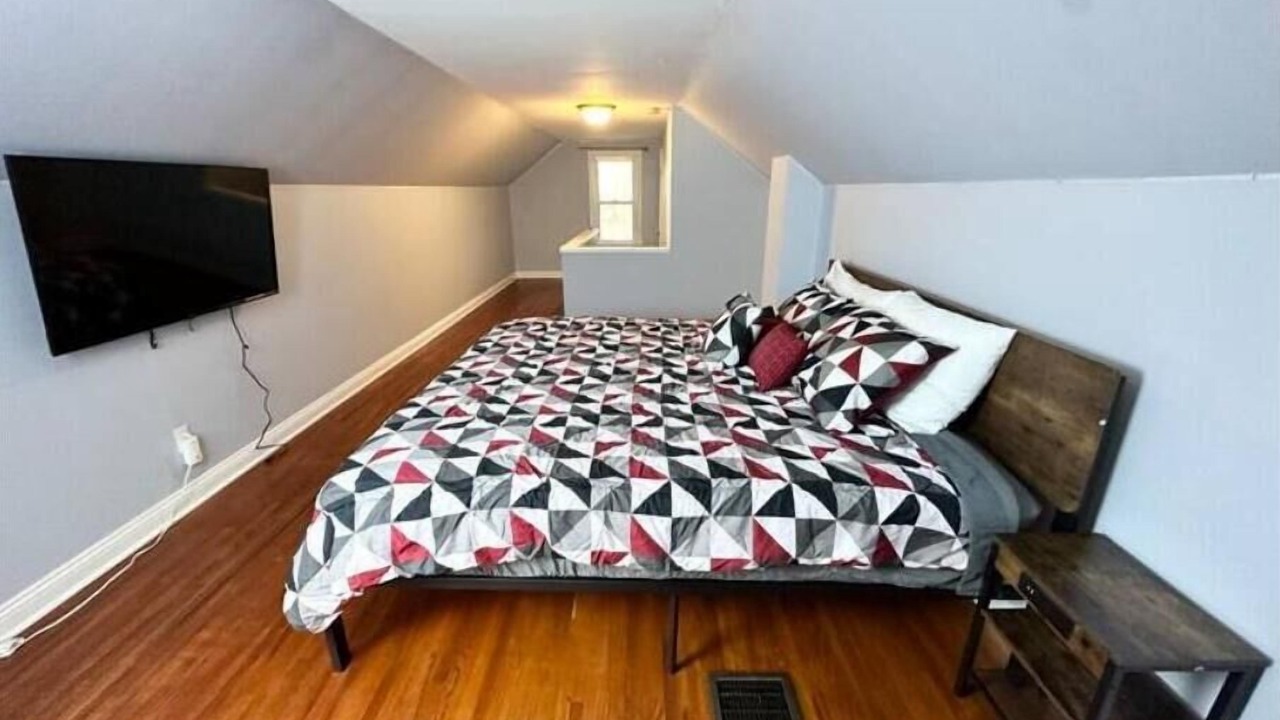 Photo of Bedroom in Wenonah