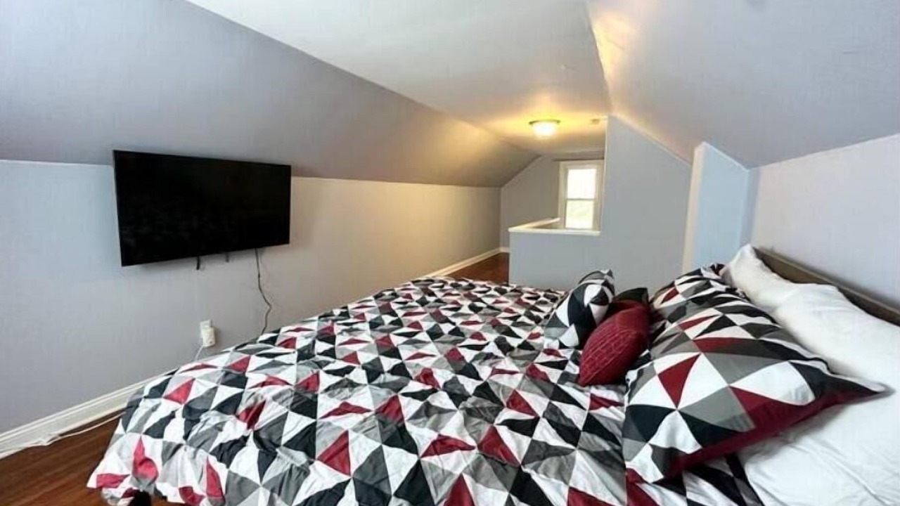 Photo of Bedroom in Wenonah
