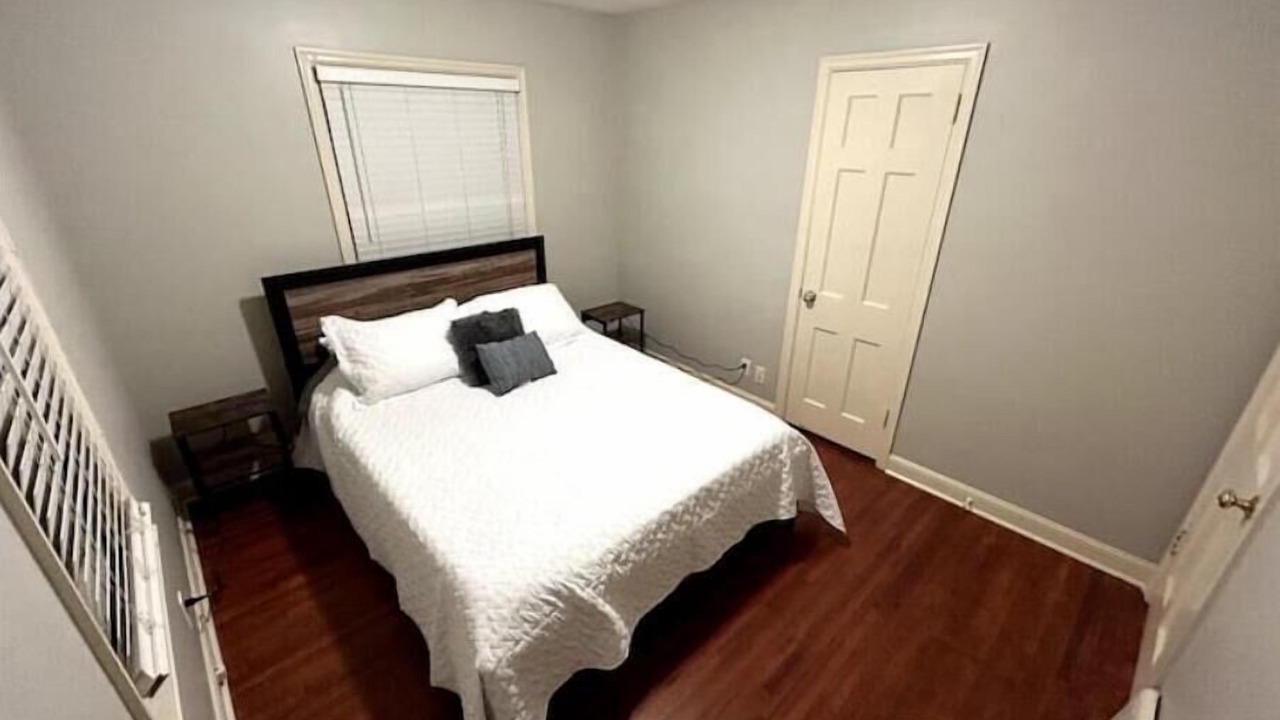 Photo of Bedroom in Wenonah