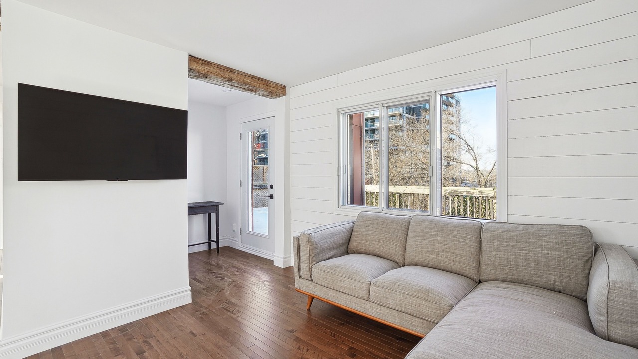 Photo of Livingroom in Hull