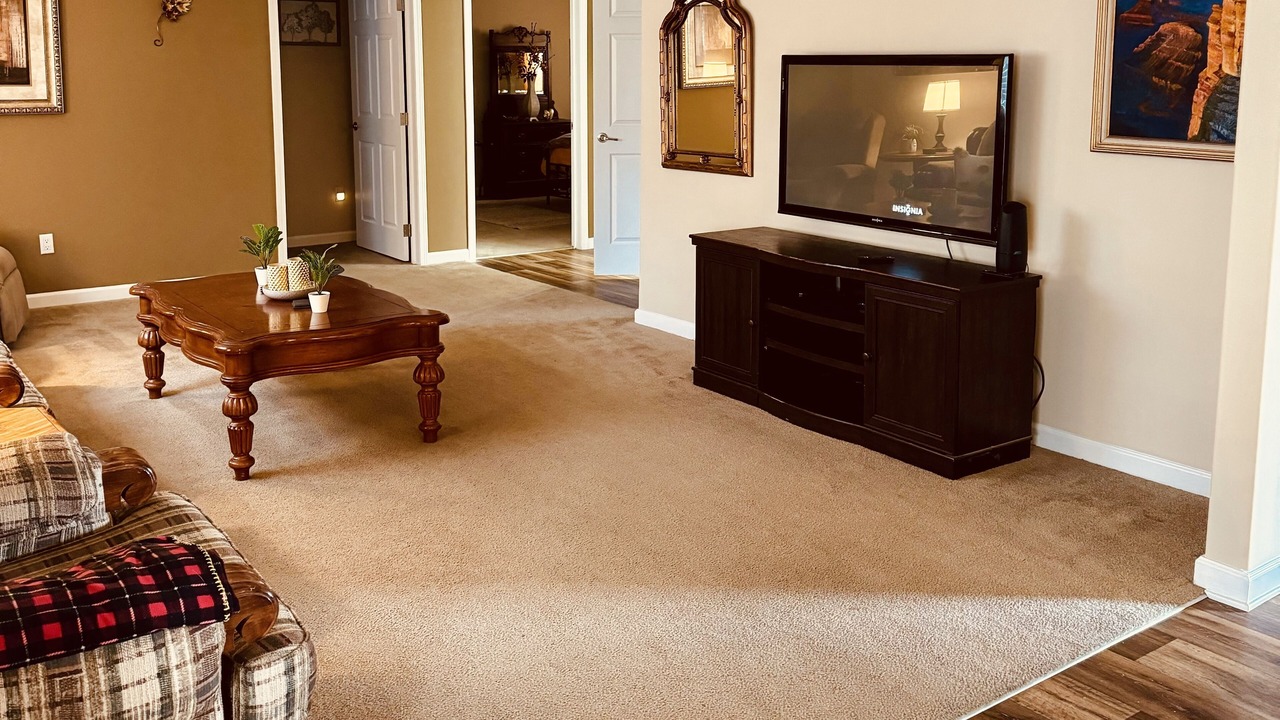 Photo of Livingroom in Oakley