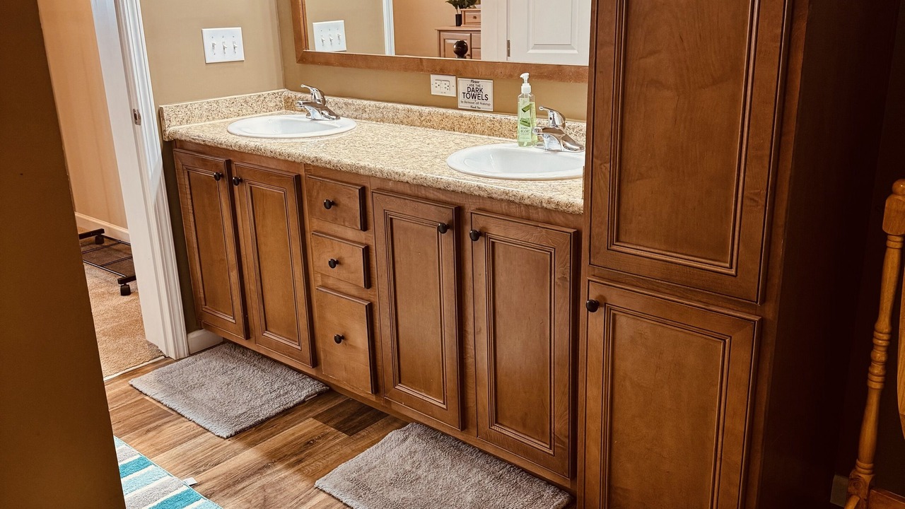 Photo of Bathroom in Oakley