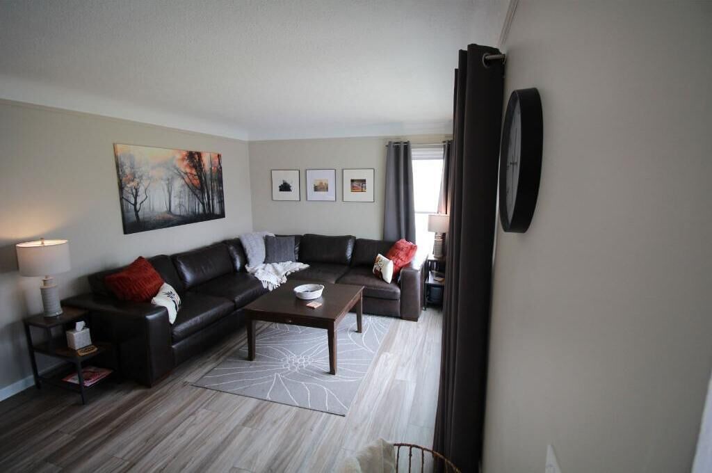 Photo of Livingroom in Des Moines