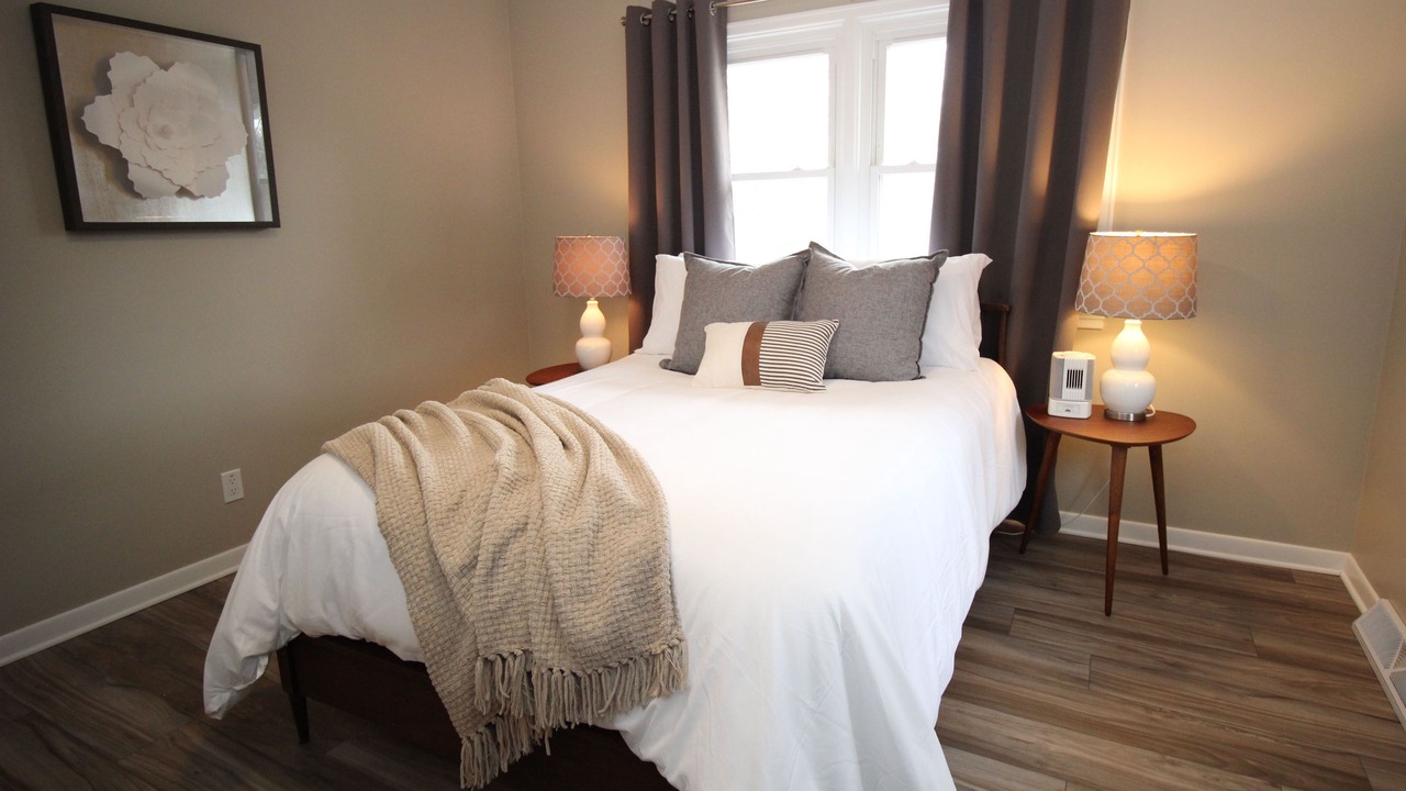 Photo of Bedroom in Des Moines