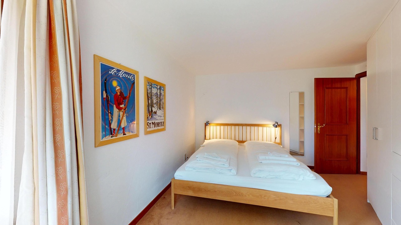 Photo of Bedroom in Samedan