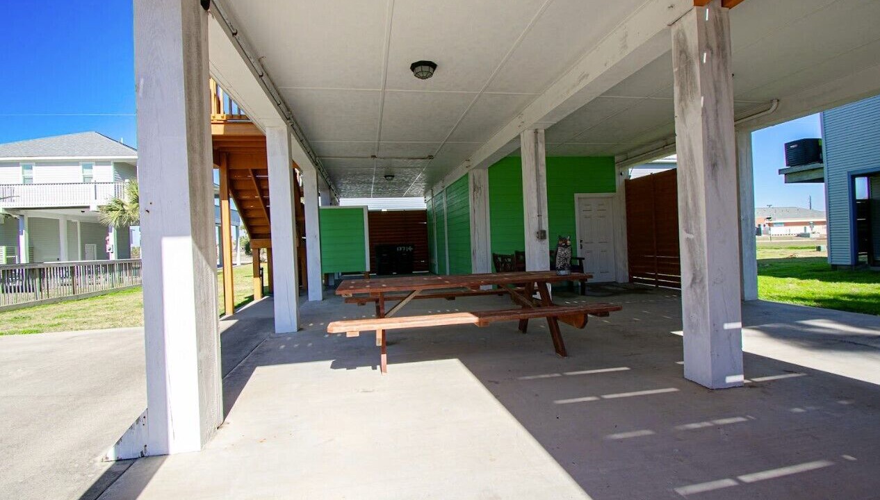 Photo of Outdoor in Pirates Beach