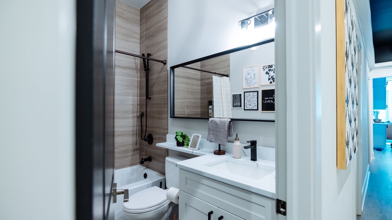 Photo of Bathroom in Woodlawn