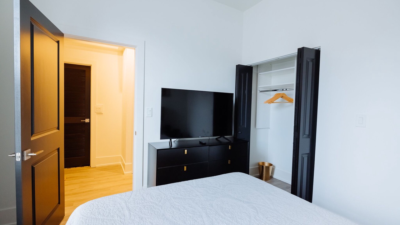Photo of Bedroom in Woodlawn