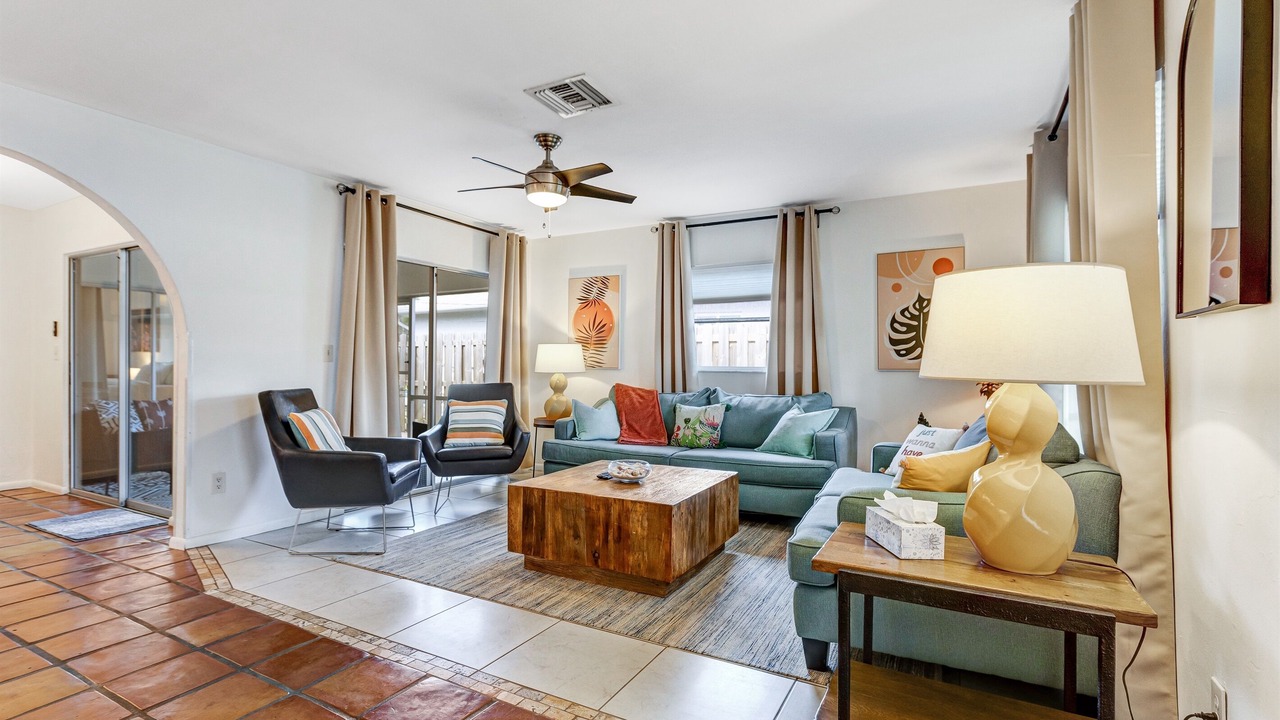 Photo of Livingroom in Naples Park