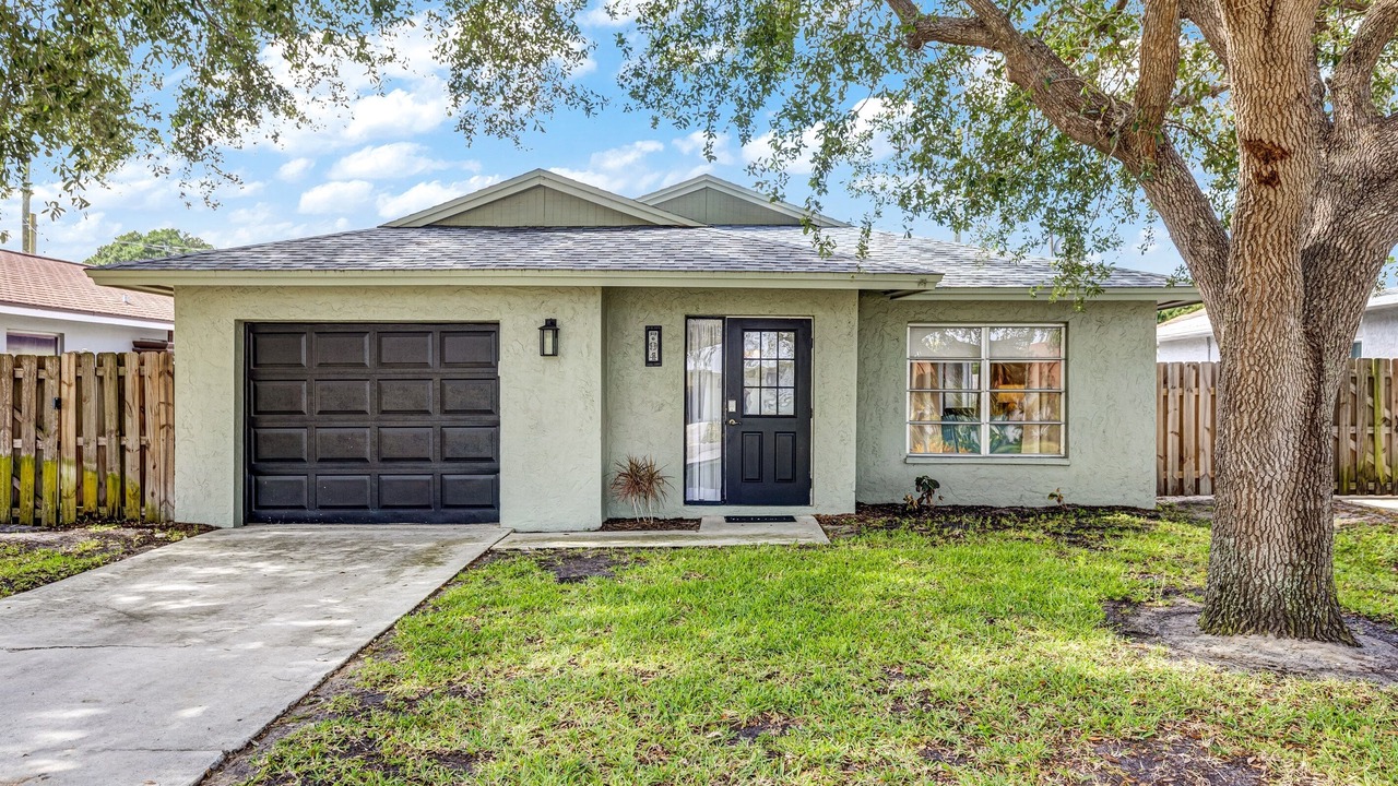 Photo of Outdoor in Naples Park