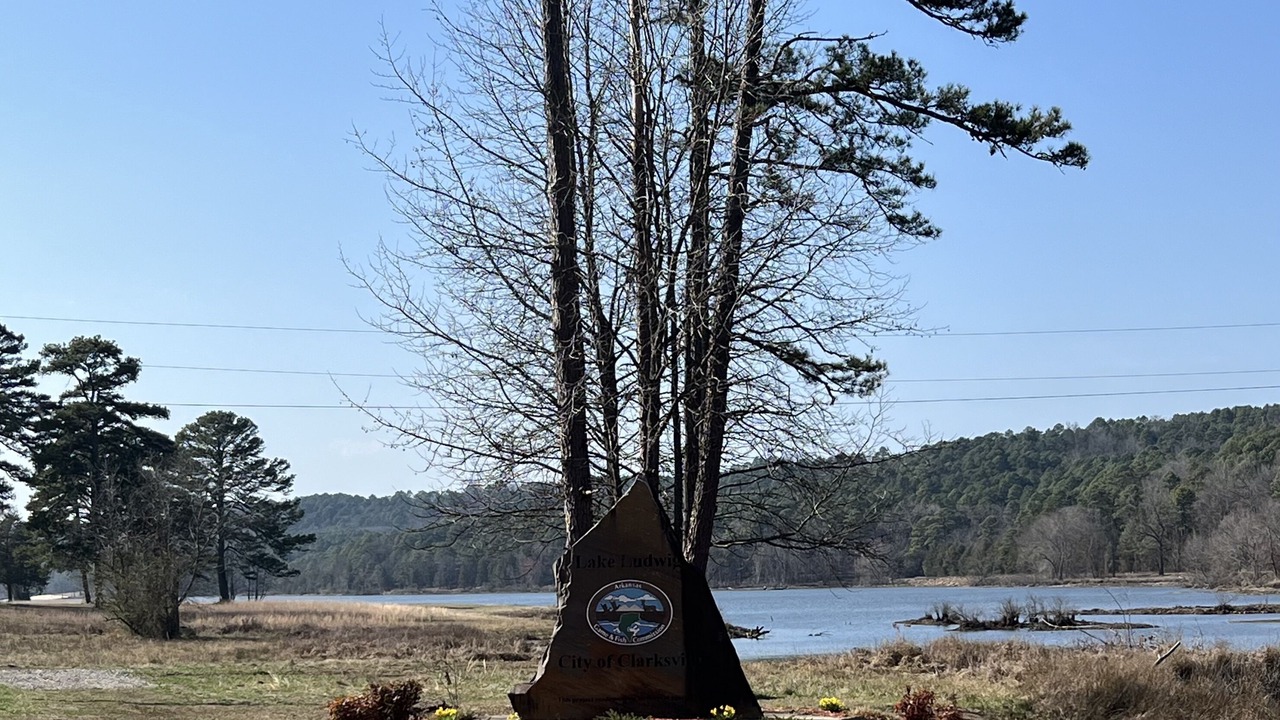 Photo of Outdoor in Clarksville