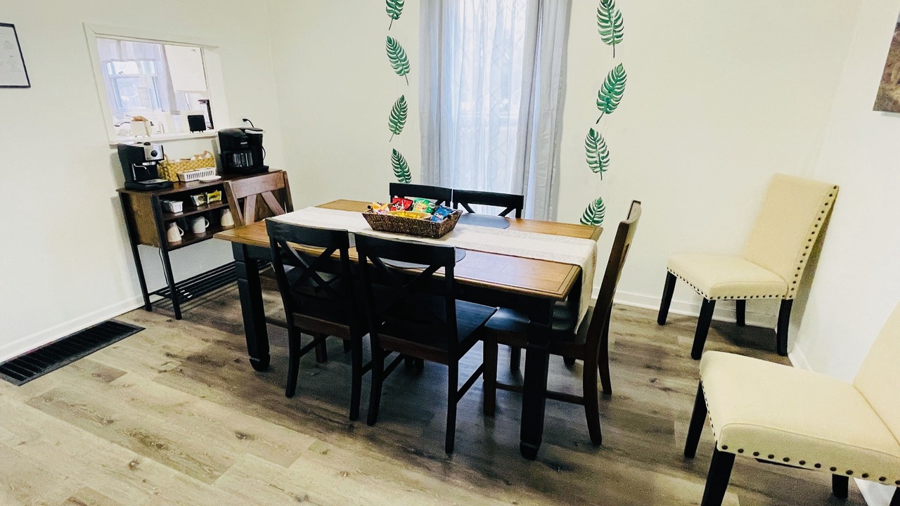 Photo of Livingroom in Creston