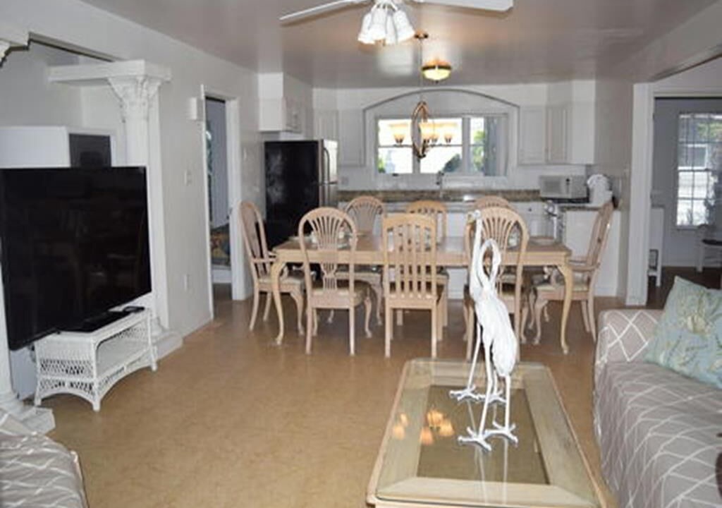 Photo of Livingroom in Townsend's Inlet