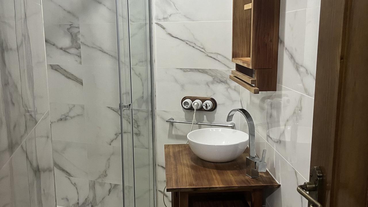 Photo of Bathroom in Padron