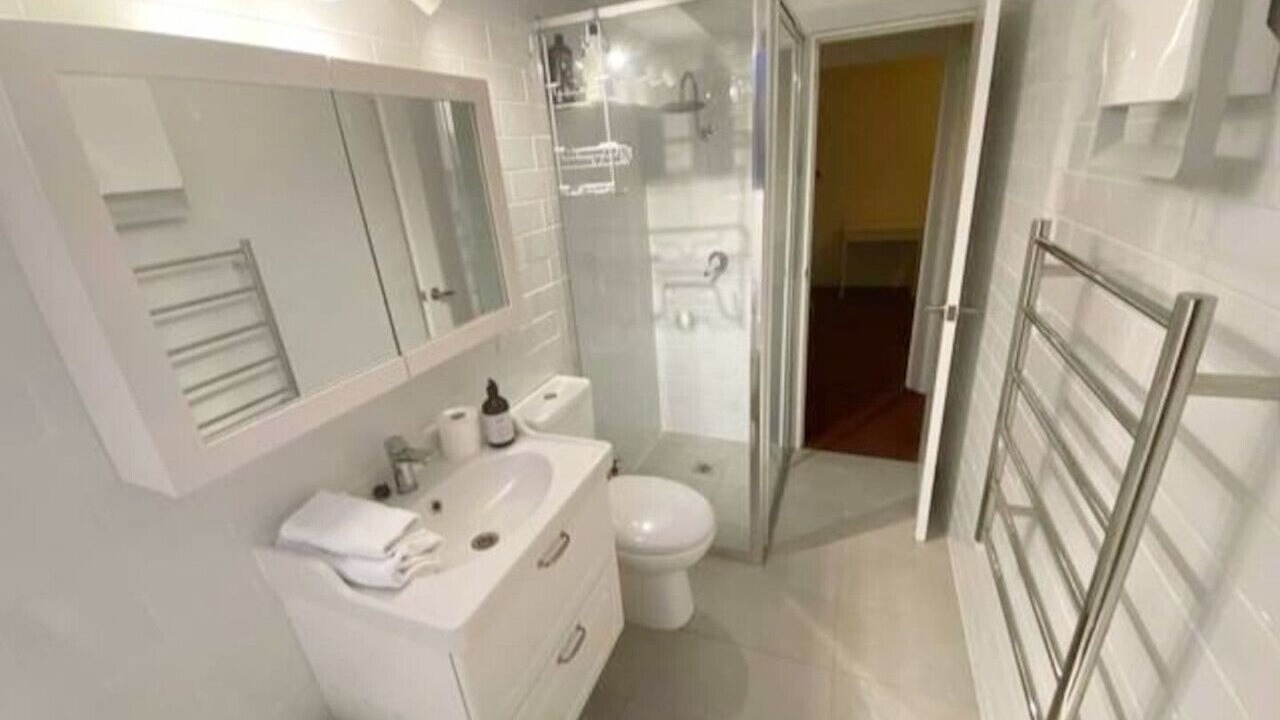 Photo of Bathroom in Griffith
