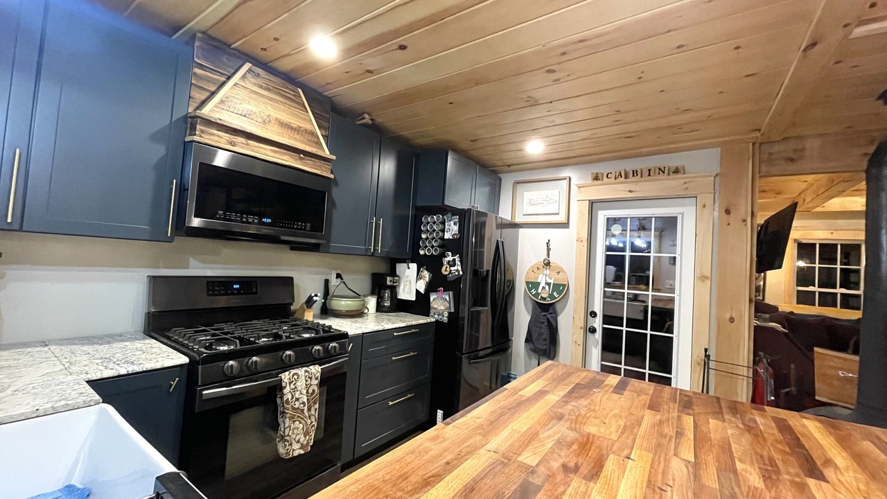 Photo of Kitchen in Adirondack