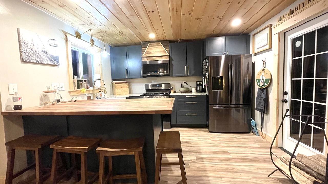 Photo of Kitchen in Adirondack