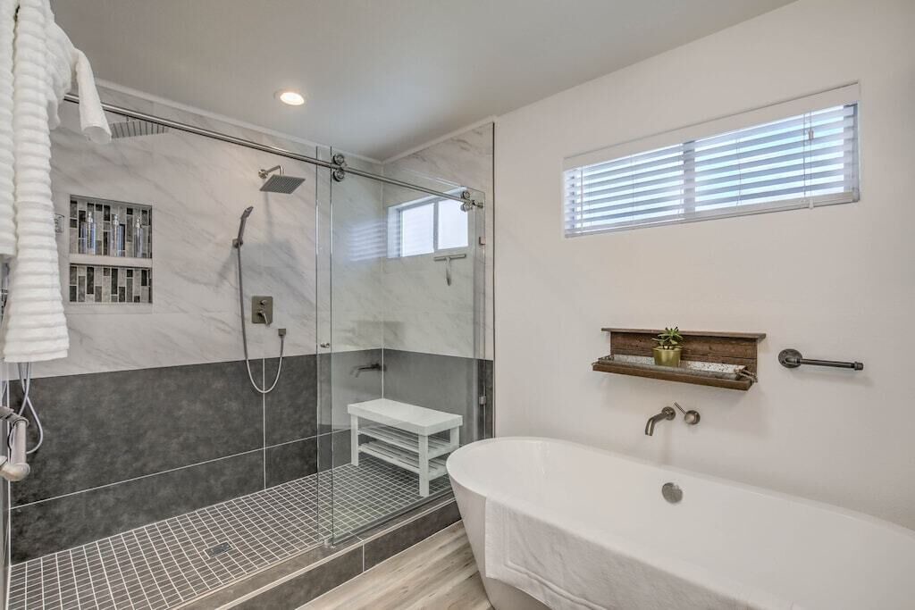 Photo of Bathroom in Mission Hills
