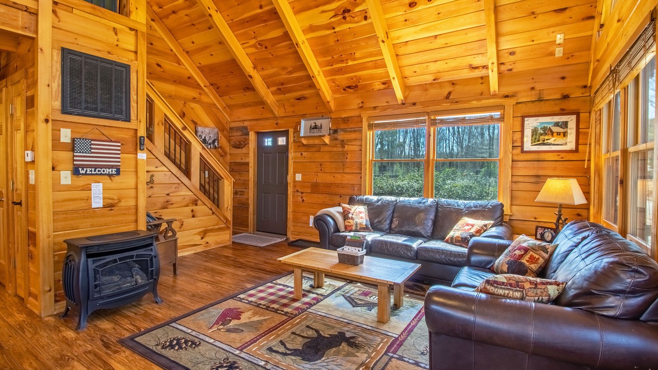 Photo of Livingroom in Stanardsville