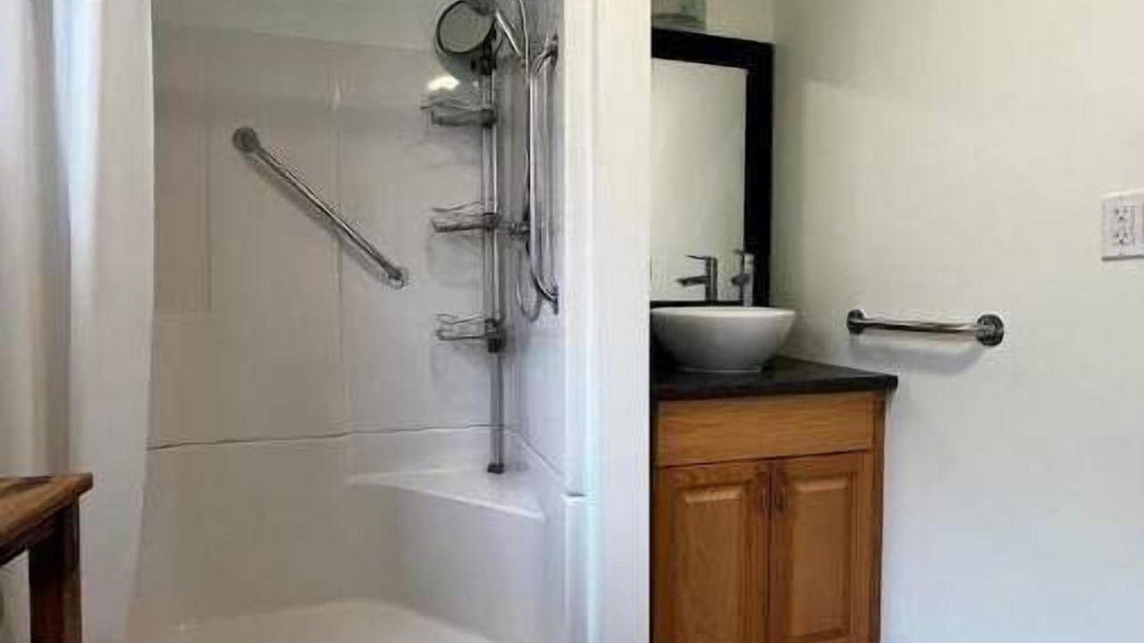 Photo of Bathroom in Medicine Hat