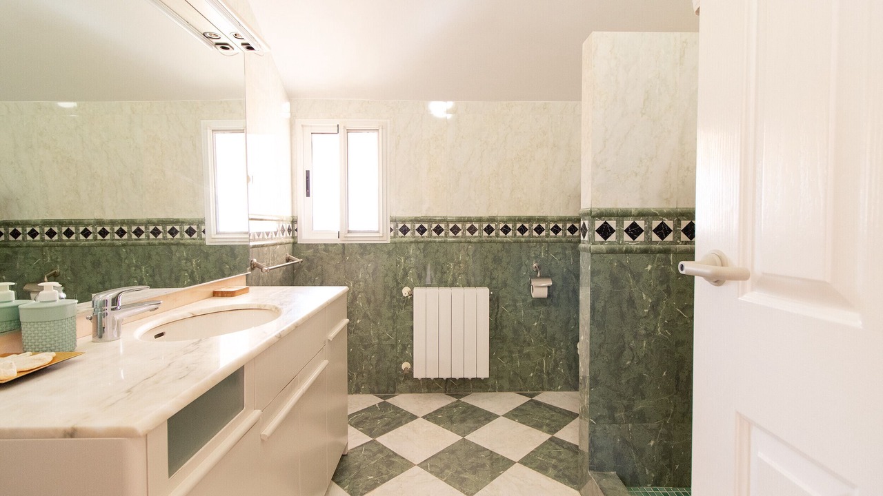 Photo of Bathroom in Almarda