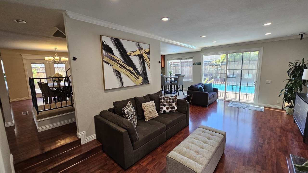 Photo of Livingroom in Edenvale