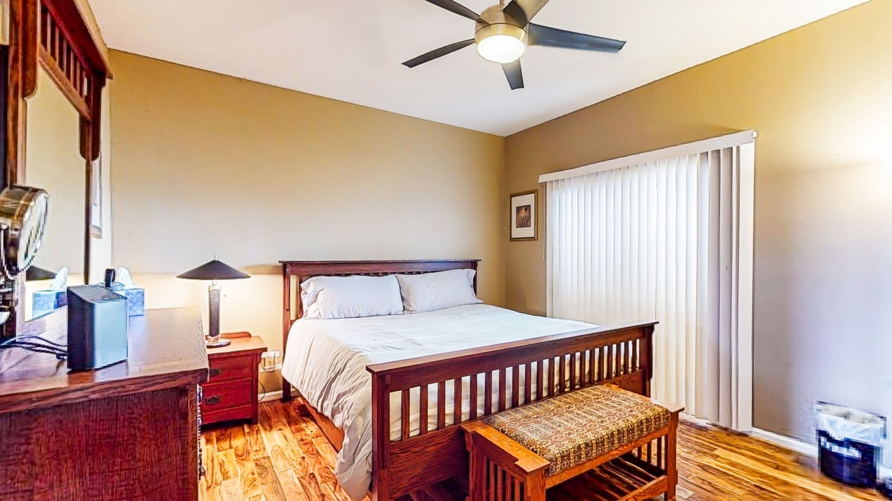 Photo of Bedroom in El Lago