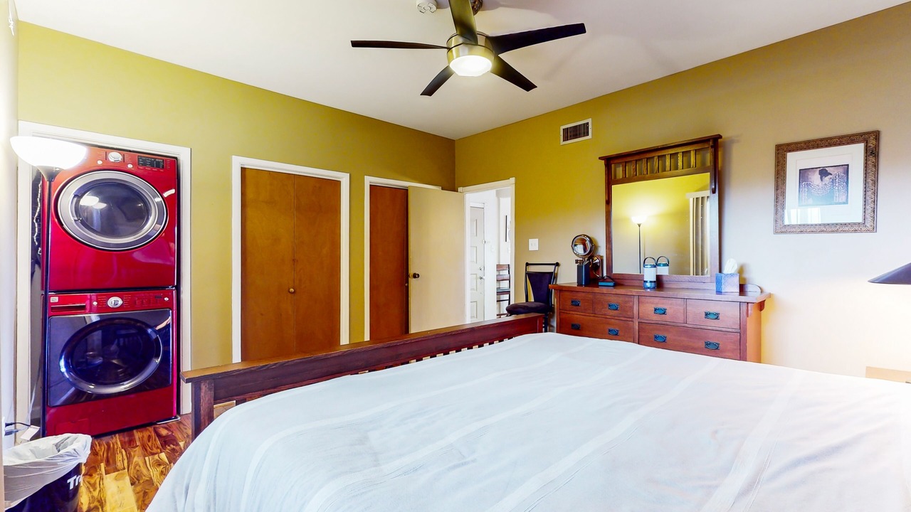 Photo of Bedroom in El Lago
