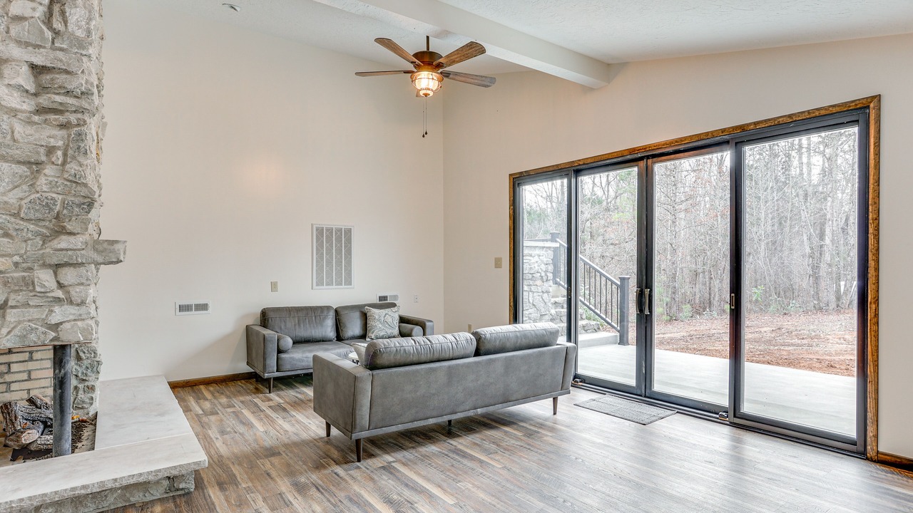 Photo of Livingroom in Sugar Tree