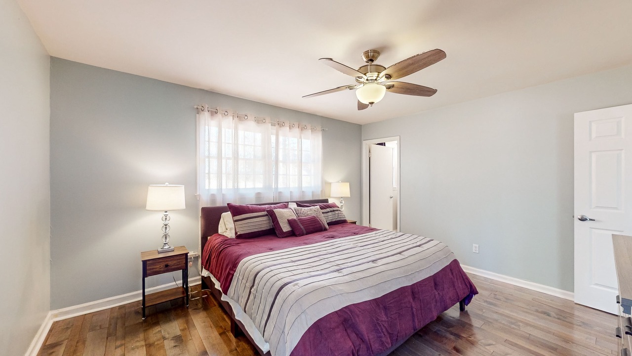 Photo of Bedroom in Macon