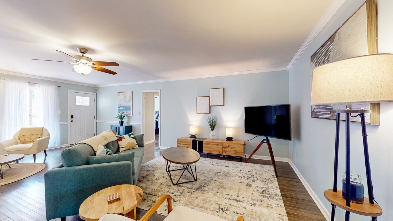 Photo of Livingroom in Macon