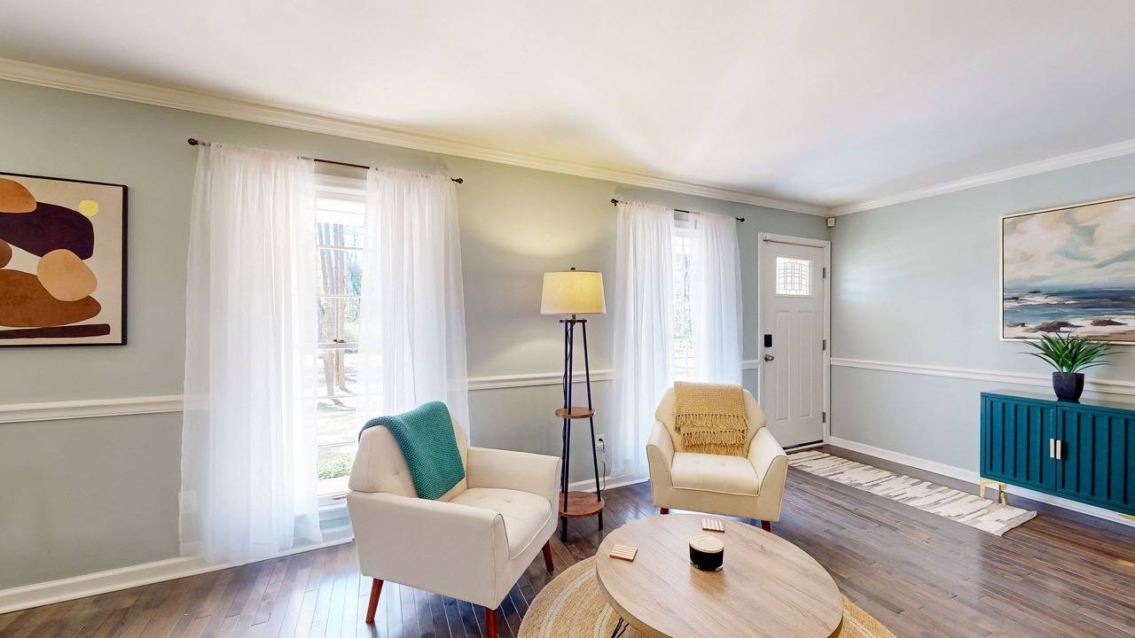 Photo of Livingroom in Macon