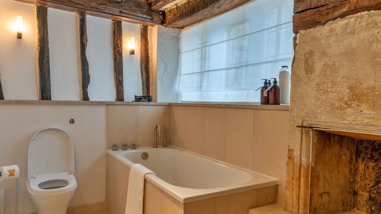 Photo of Bathroom in Painswick