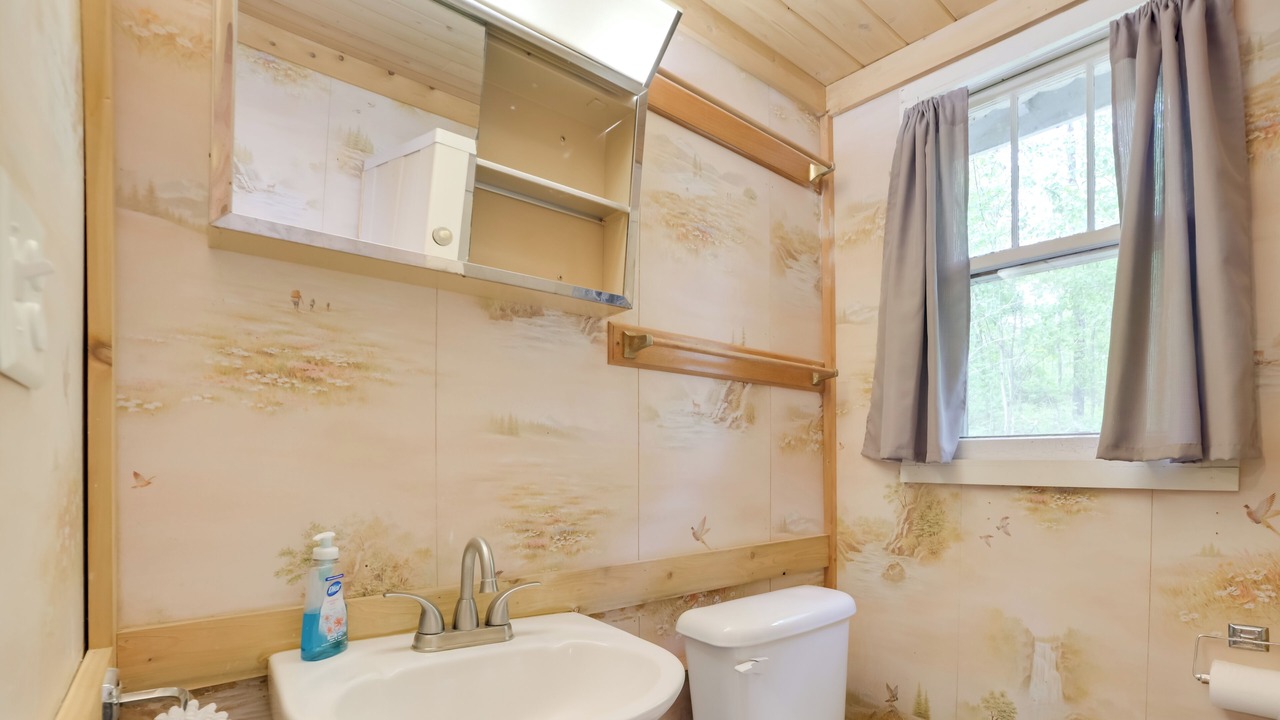 Photo of Bathroom in Cedarville
