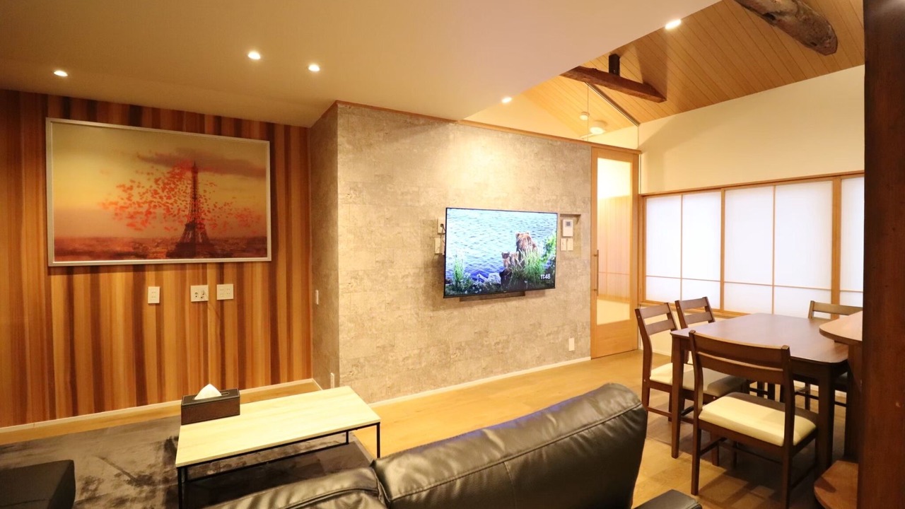 Photo of Livingroom in Higashishinsaibashi