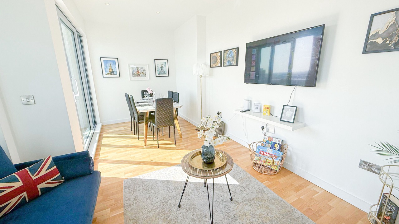 Photo of Livingroom in St. Mary's Park