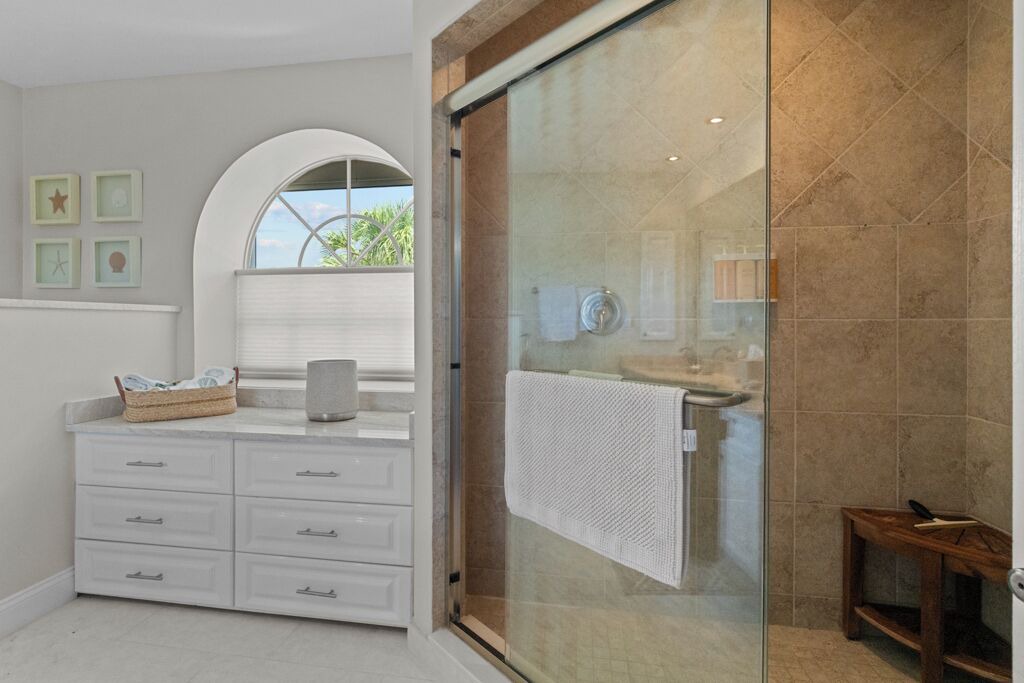 Photo of Bathroom in The Dunes