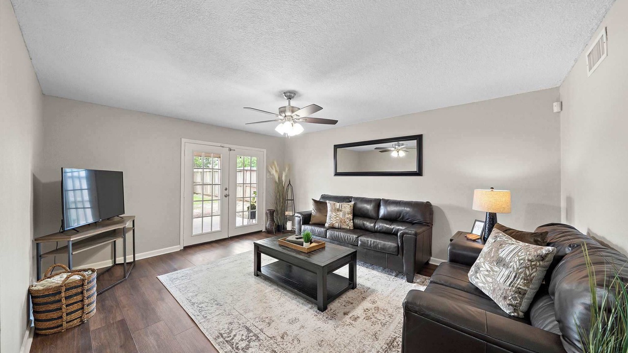 Photo of Livingroom in La Porte