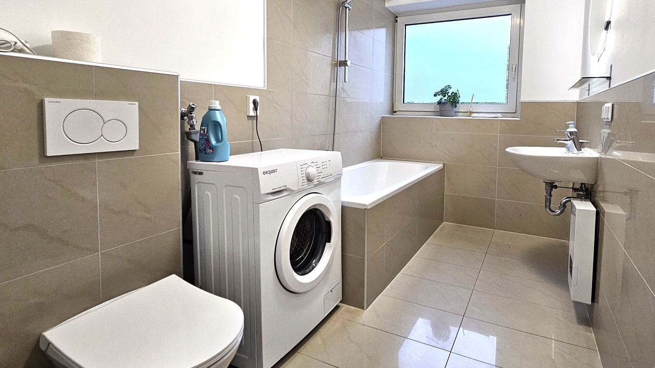 Photo of Bathroom in Reuschenberg